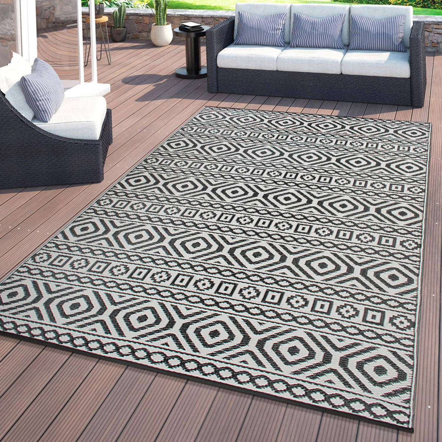 Rugshop Indoor Outdoor Rugs 8X10 Geometric Reversible Plastic Black Patio Rugs - Picture 8 of 32