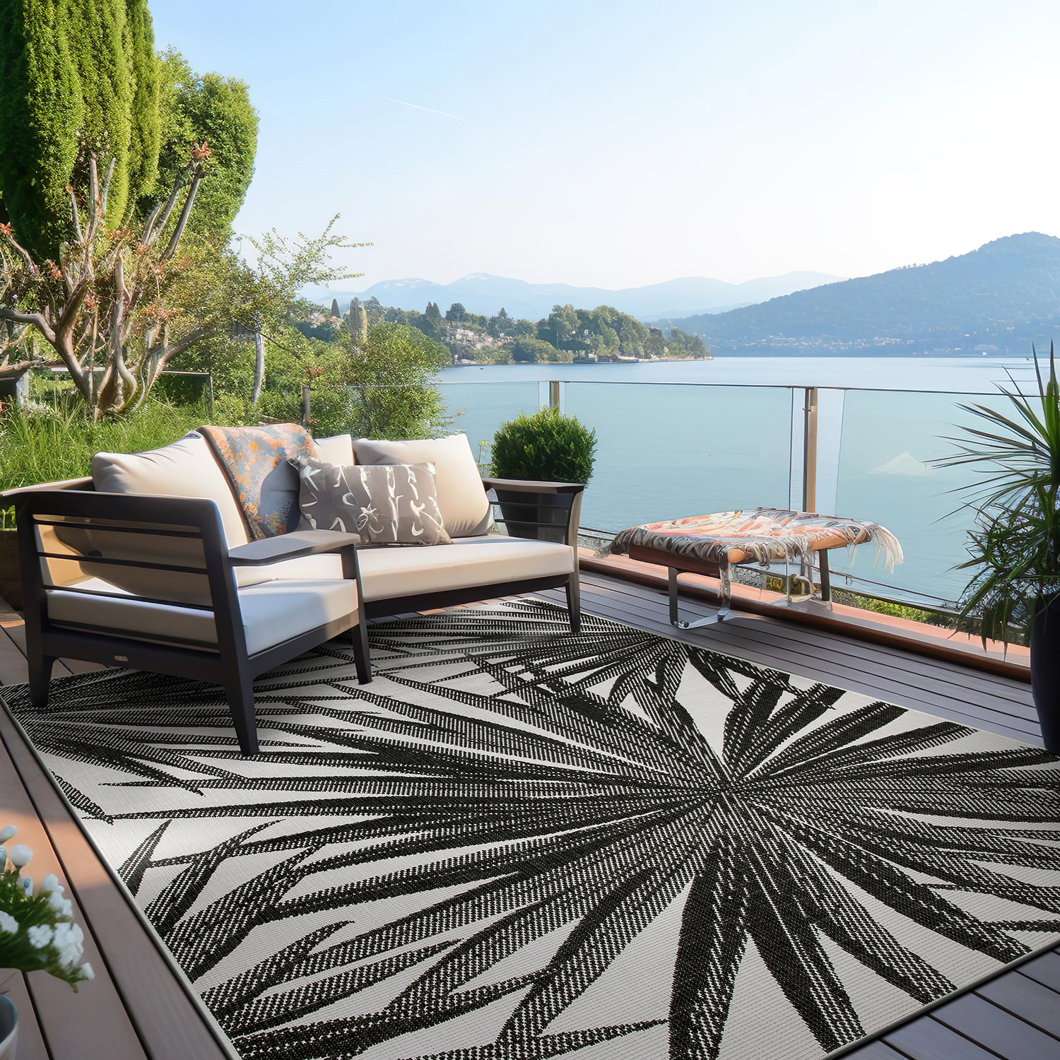 Rugshop Out Door Rugs Tropical Leaves Reversible Indoor Outdoor Carpet Black Rug